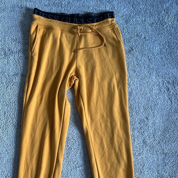 Guess Yellow Fleece Jogger Sweatpants – Size S, Elastic Waistband - Picture 3 of 9